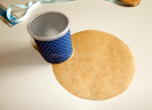 Cookie_Verpackung_Geschenk_Mitbringsel_Pringles_Backpapier